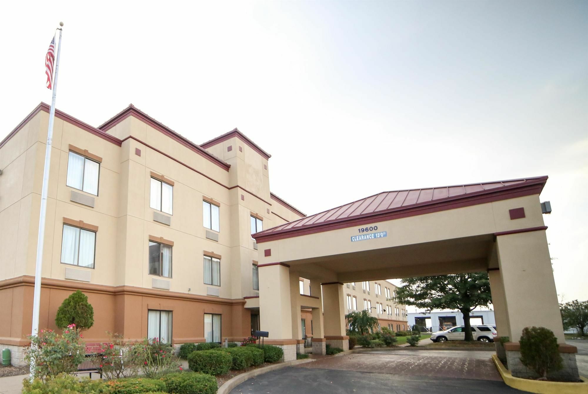 Red Roof Inn Evansville Stacer Экстерьер фото